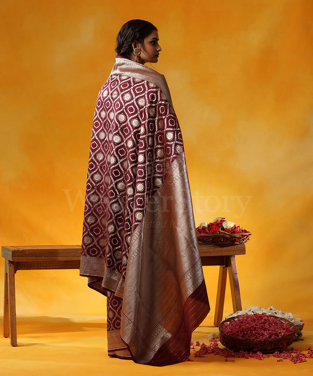 Handloom_Wine_Pure_Katan_Silk_Banarasi_Saree_With_Cutwork_Alfi_Jaal_WeaverStory_03