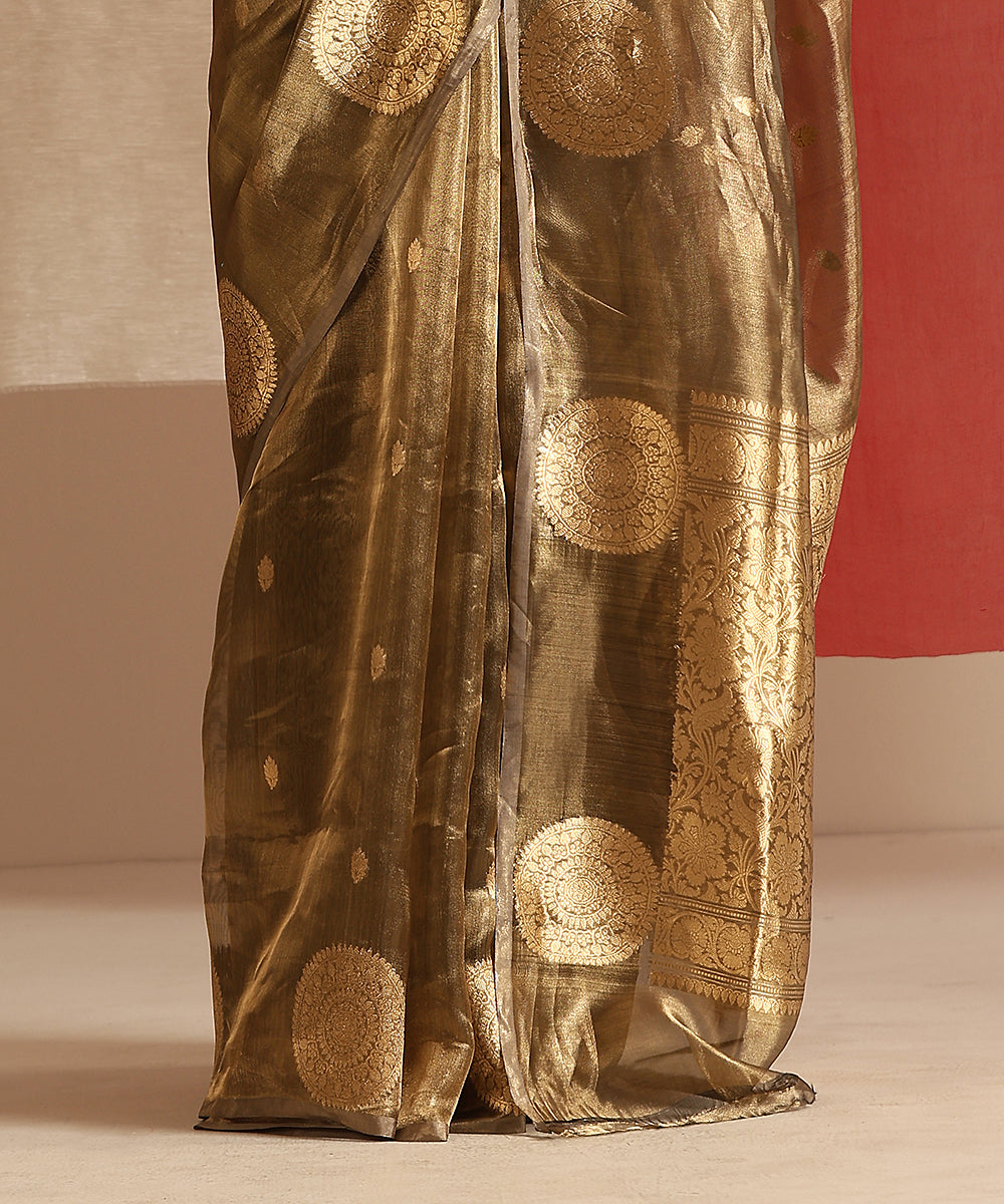 Olive_And_Gold_Handloom_Pure_Tissue_Silk_Banarasi_Saree_With_Kadhwa_Boota_WeaverStory_04