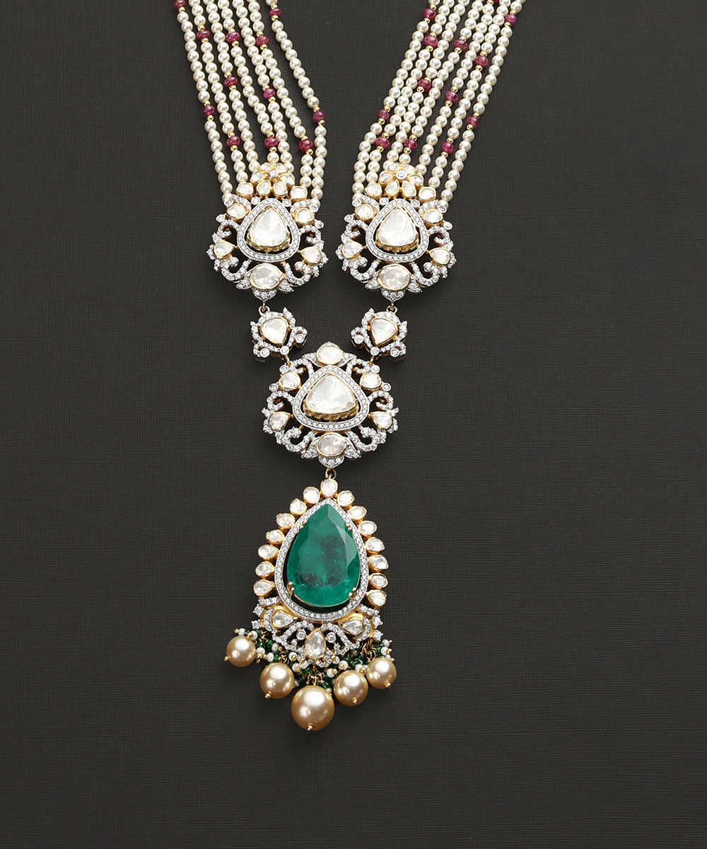 Arka_Handcrafted_Pure_Silver_Swarovski_Emerald_Necklace_Set_With_Moissanite_Polki_WeaverStory_03