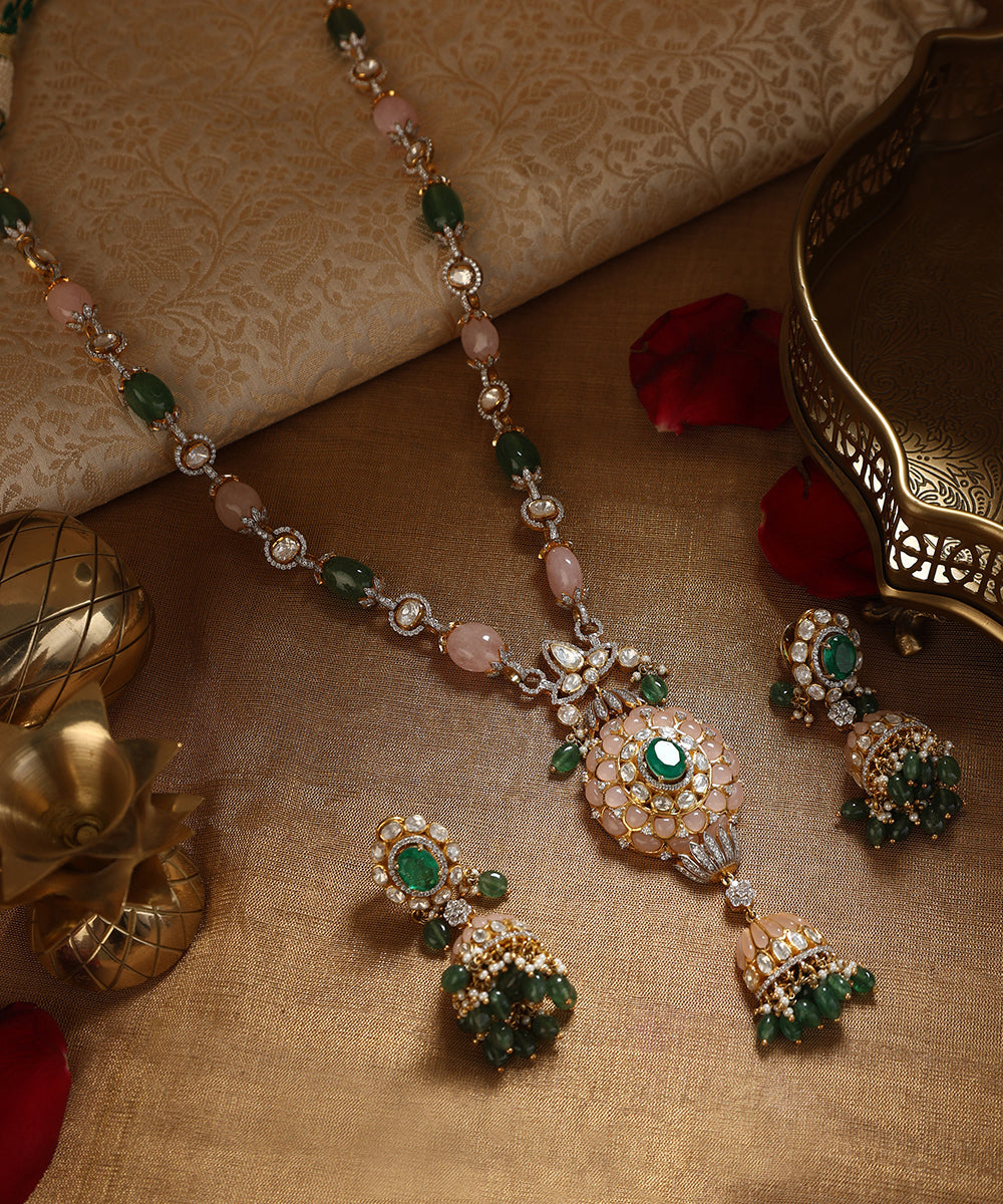 Anurag_Handcarfted_Pure_Silver_Pendant_Swarovski_Necklace_Set_With_Emeralds_WeaverStory_01