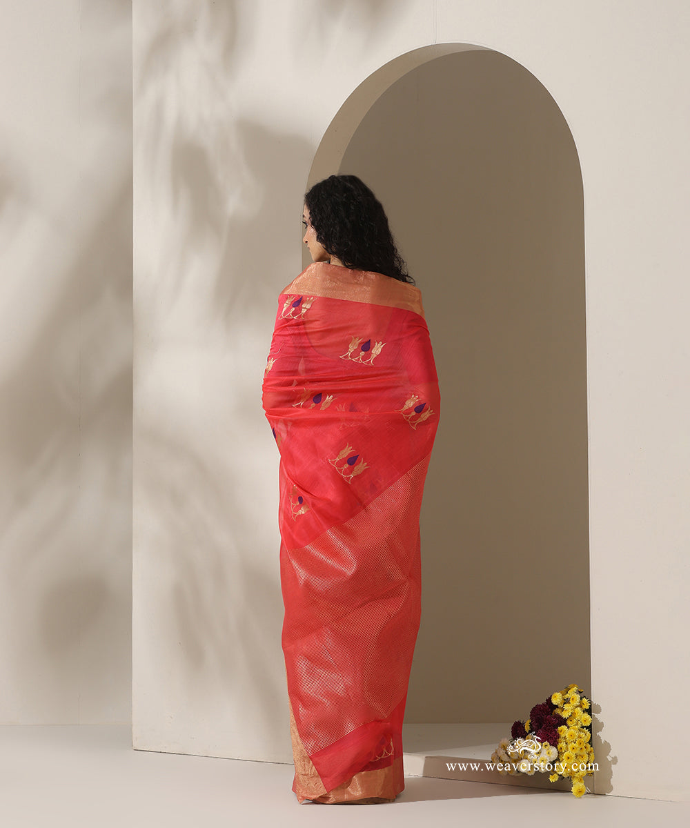 Tomato_Red_Handloom_Tilak_Motif_Cotton_Silk_Chanderi_Saree_WeaverStory_03