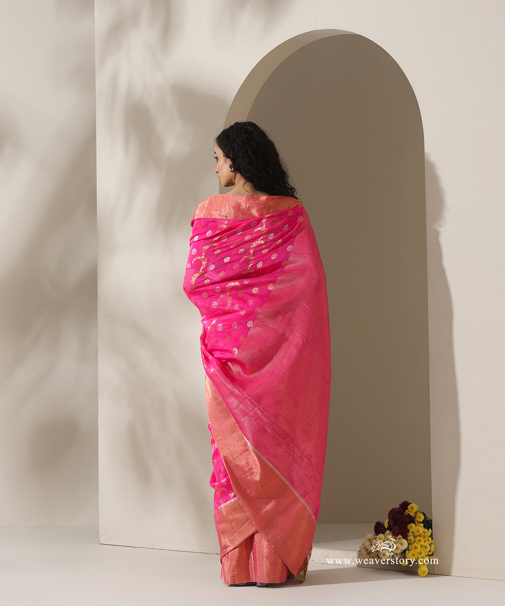 Pink_Handloom_Floral_Jaal_Rani_Cotton_Silk_Chanderi_Saree_WeaverStory_03