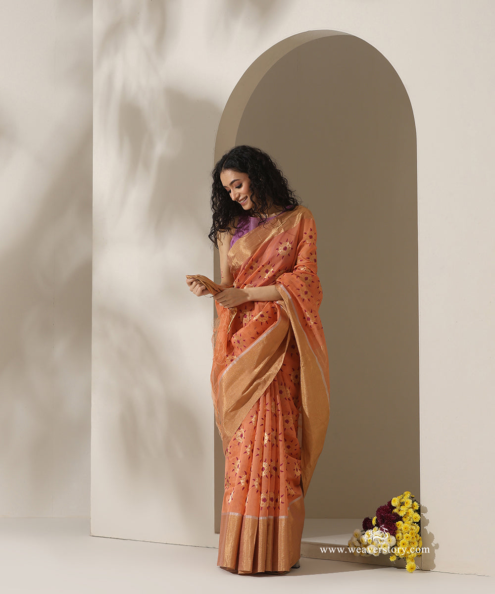 Peach_&_Magenta_Handloom_Sunflower_Motif_Jaal_Cotton_Silk_Chanderi_Saree_WeaverStory_01