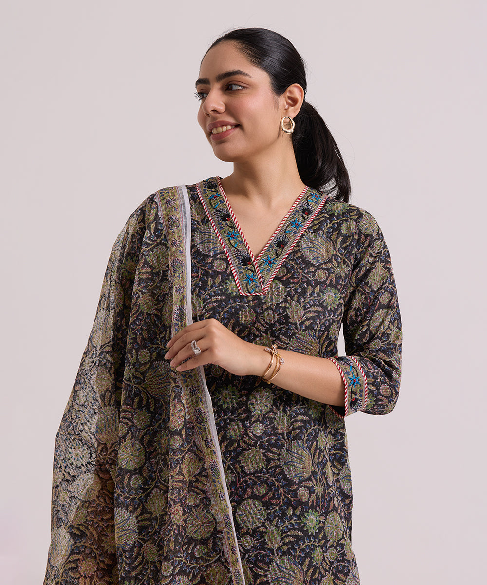 Black_Hand_Block_Printed_Kota_Doria_Suit_Set_With_Dupatta_WeaverStory_05
