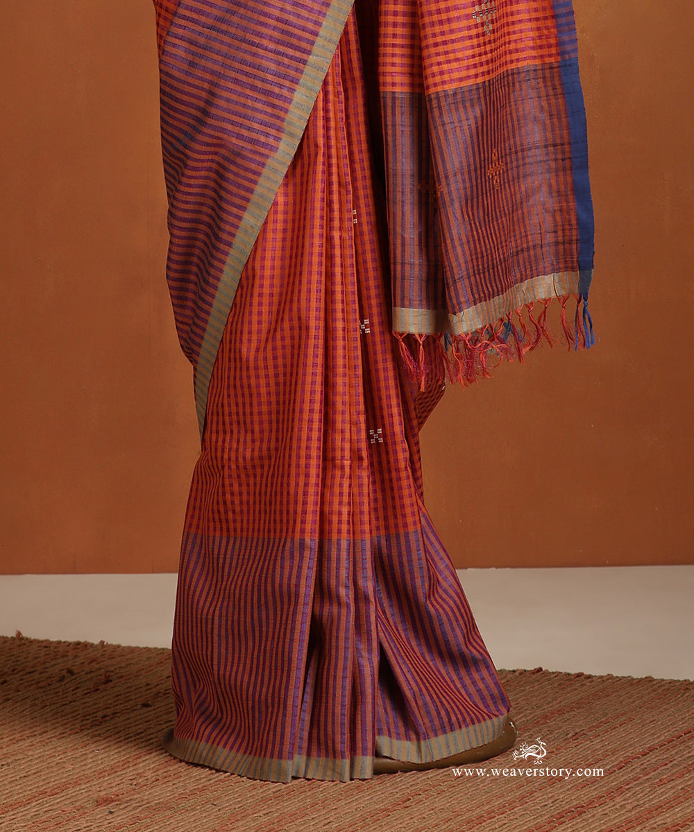 Orange_And_Pink_Handloom_Pure_Tussar_Silk_Checks_Saree_With_Small_Motifs_WeaverStory_03
