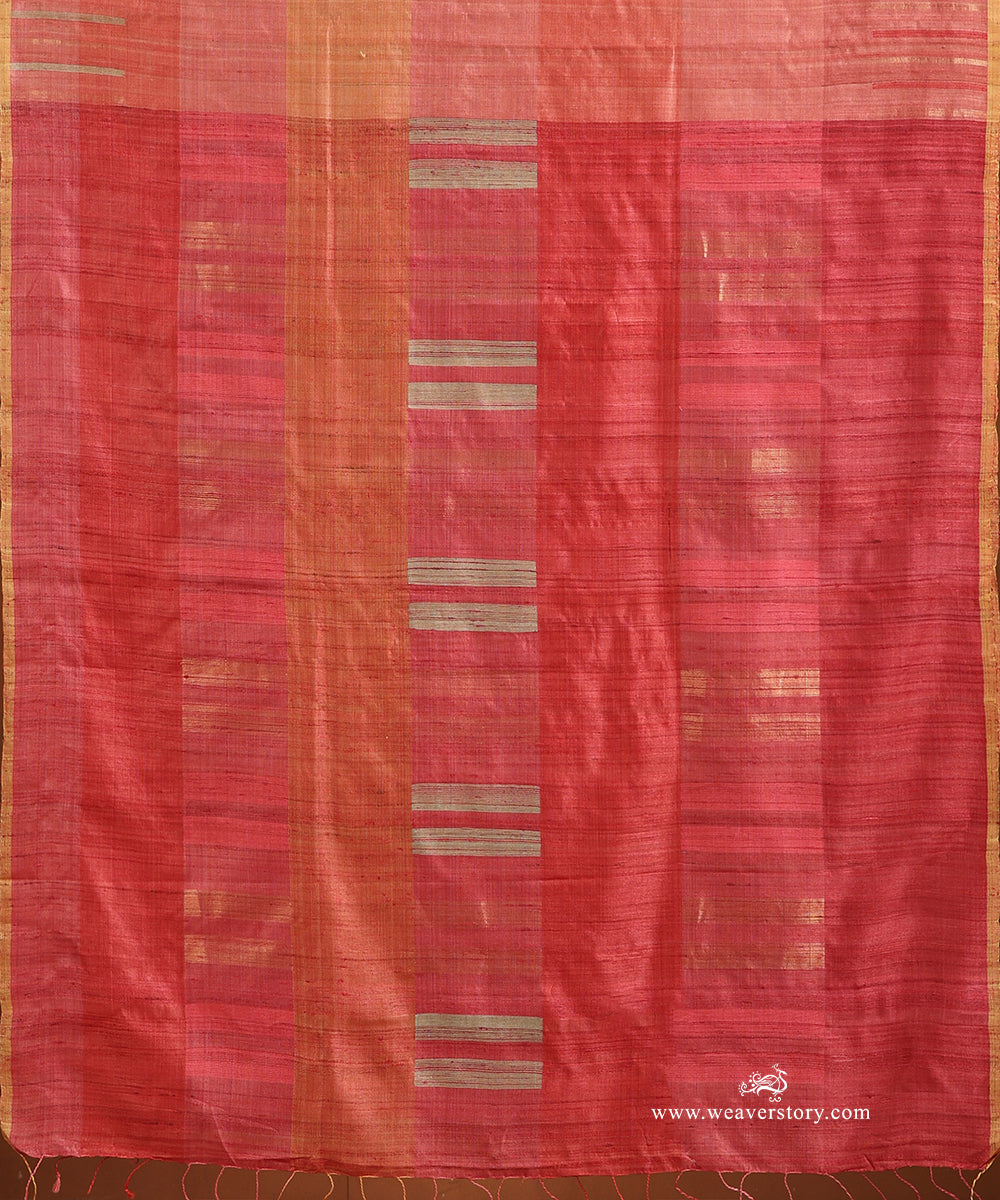 Red_And_Pink_Handloom_Pure_Tussar_Silk_Saree_With_Zari_And_Threads_Lines_WeaverStory_04