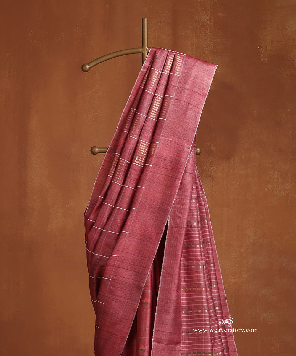 Old_Rose_Handloom_Pure_Tussar_Silk_Saree_With_Small_Flowers_Motifs_WeaverStory_02