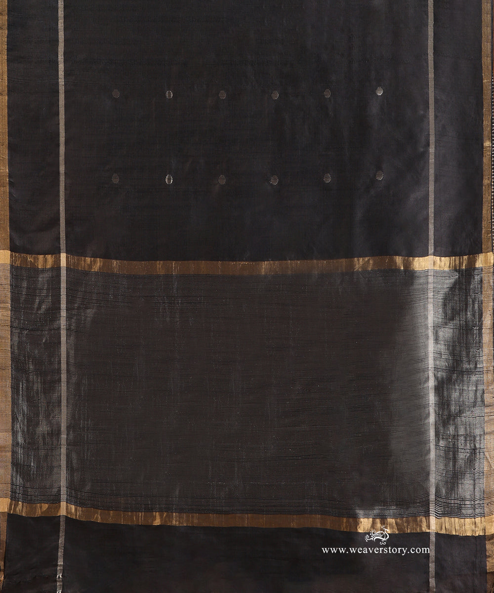 Black_Handloom_Pure_Tussar_Silk_Saree_With_Silver_Polki_Dots_And_Gold_Thin_Border_WeaverStory_04