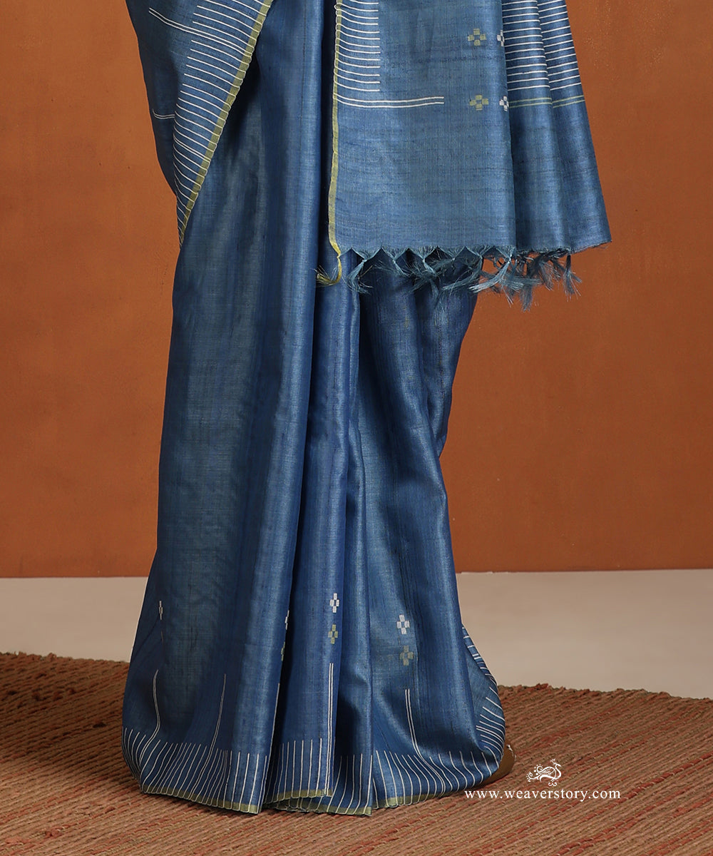 Dusty_Indigo_Handloom_Pure_Tussar_Silk_Saree_With_White_Thread_Line_Border_WeaverStory_03