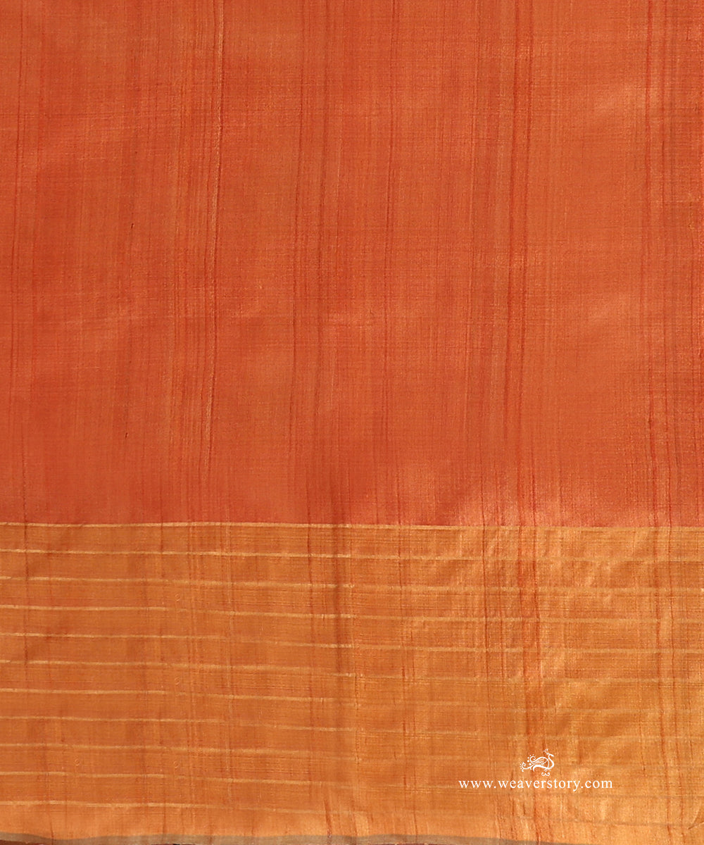 Reddish_Orange_Handloom_Pure_Tussar_Silk_Saree_With_Gold_Zari_Checks_Border_And_Green_Yellow_Lines_WeaverStory_05