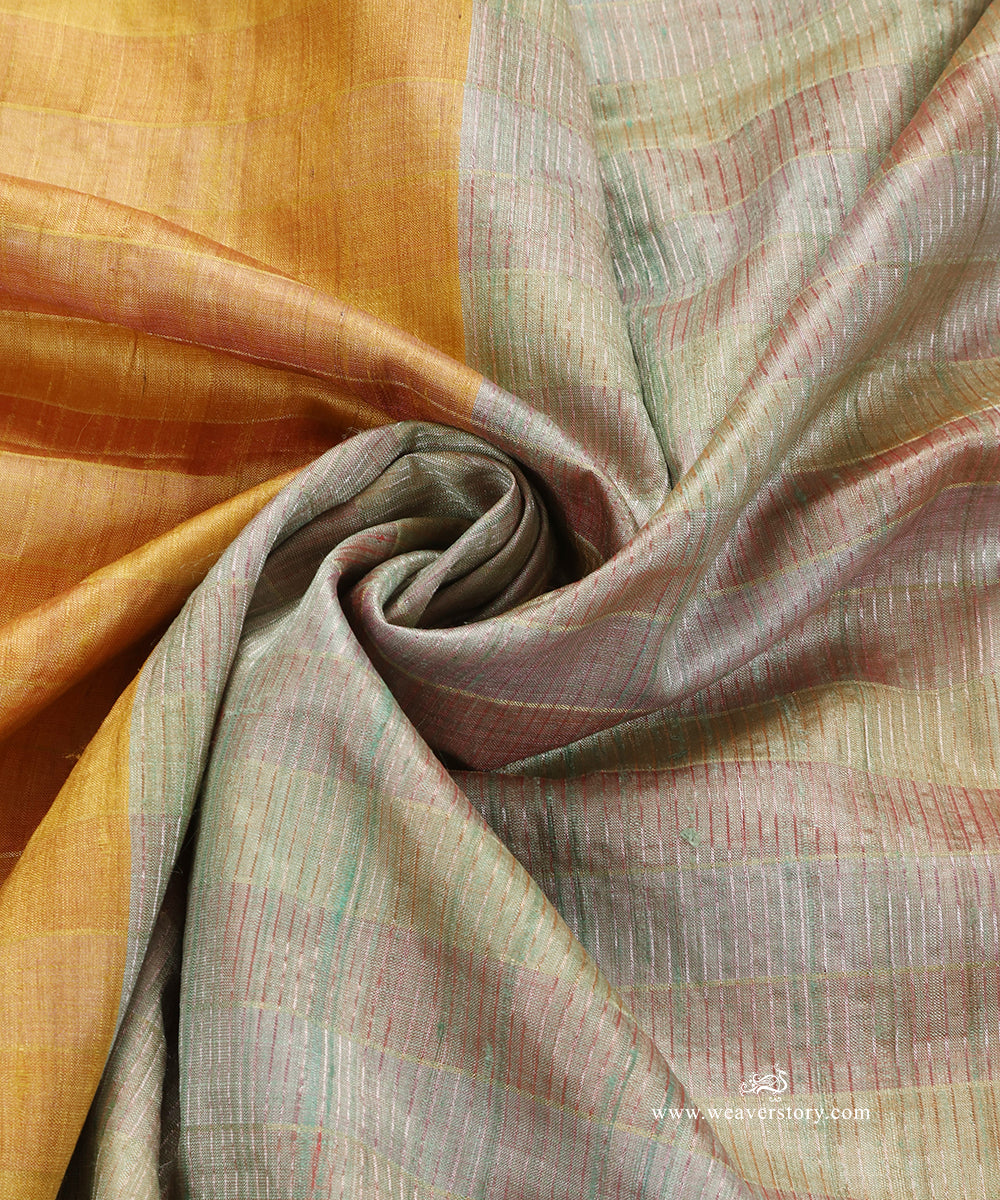 Grey_Handloom_Pure_Tussar_Silk_Dupatta_With_Mustard_Pallu_WeaverStory_05