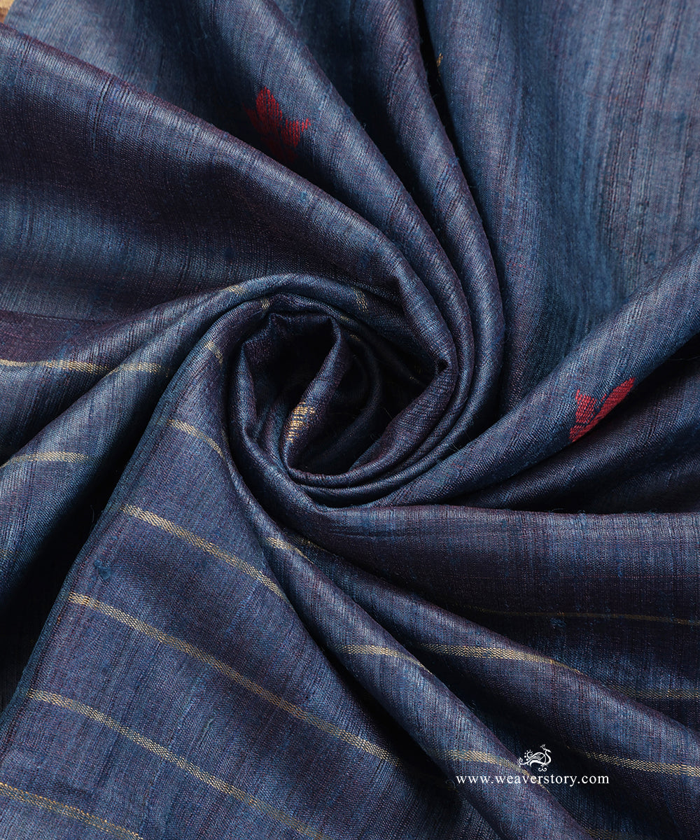 Midnight_Blue_Handloom_Pure_Tussar_Silk_Dupatta_With_Flower_Motif_WeaverStory_05