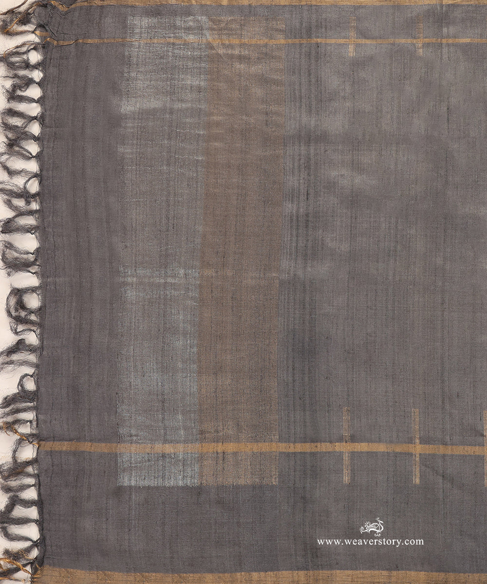Grey_Handloom_Pure_Tussar_Silk_Dupatta_With_Gold_And_Silver_Zari_Palla_WeaverStory_02