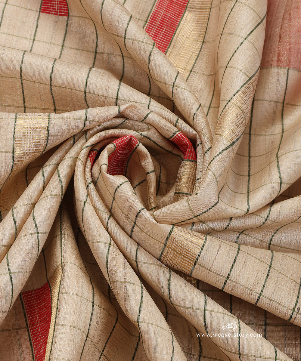Beige_And_Red_Handloom_Check_Pure_Tussar_Silk_Dupatta_WeaverStory_05