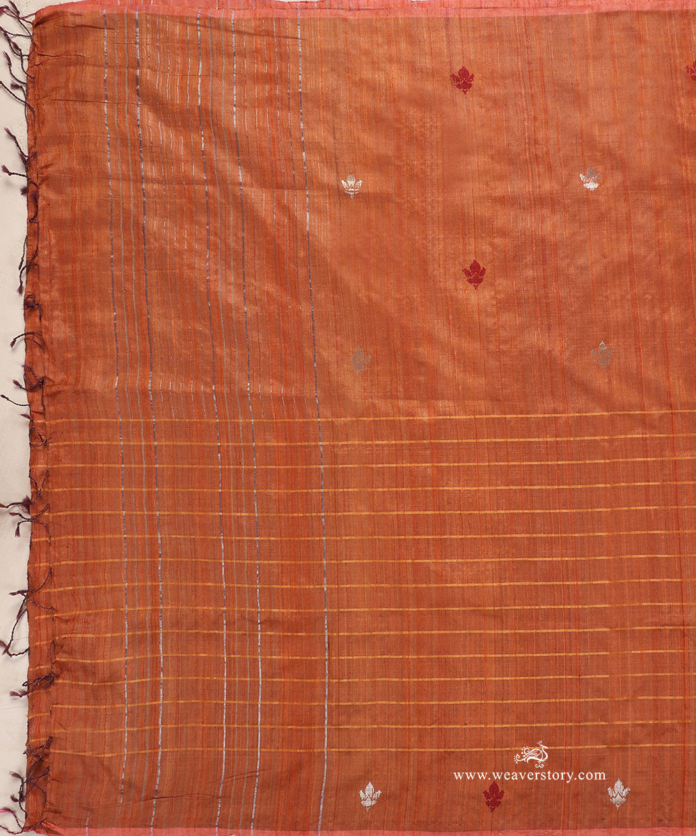 Rust_Orange_Handloom_Pure_Tussar_Silk_Dupatta_With_Flower_Motif_WeaverStory_02