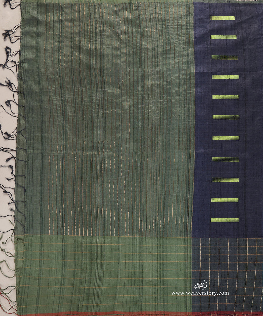 Ink_Blue_Handloom_Pure_Tussar_Silk_Dupatta_With_Forest_Green_Palla_WeaverStory_02