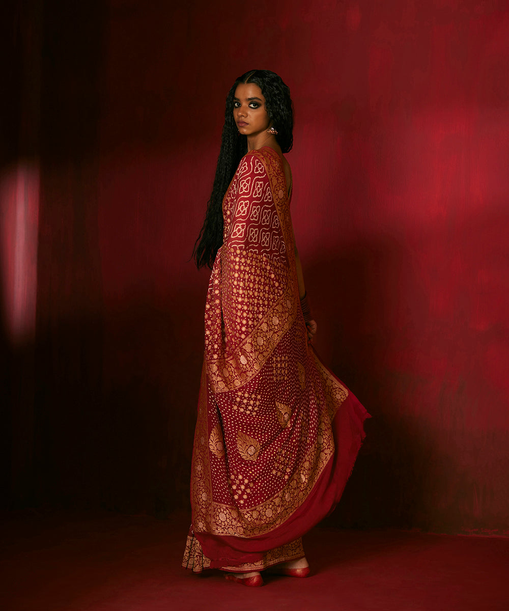 Maroon Handloom Pure Georgette Banarasi Bandhej Saree With Zari