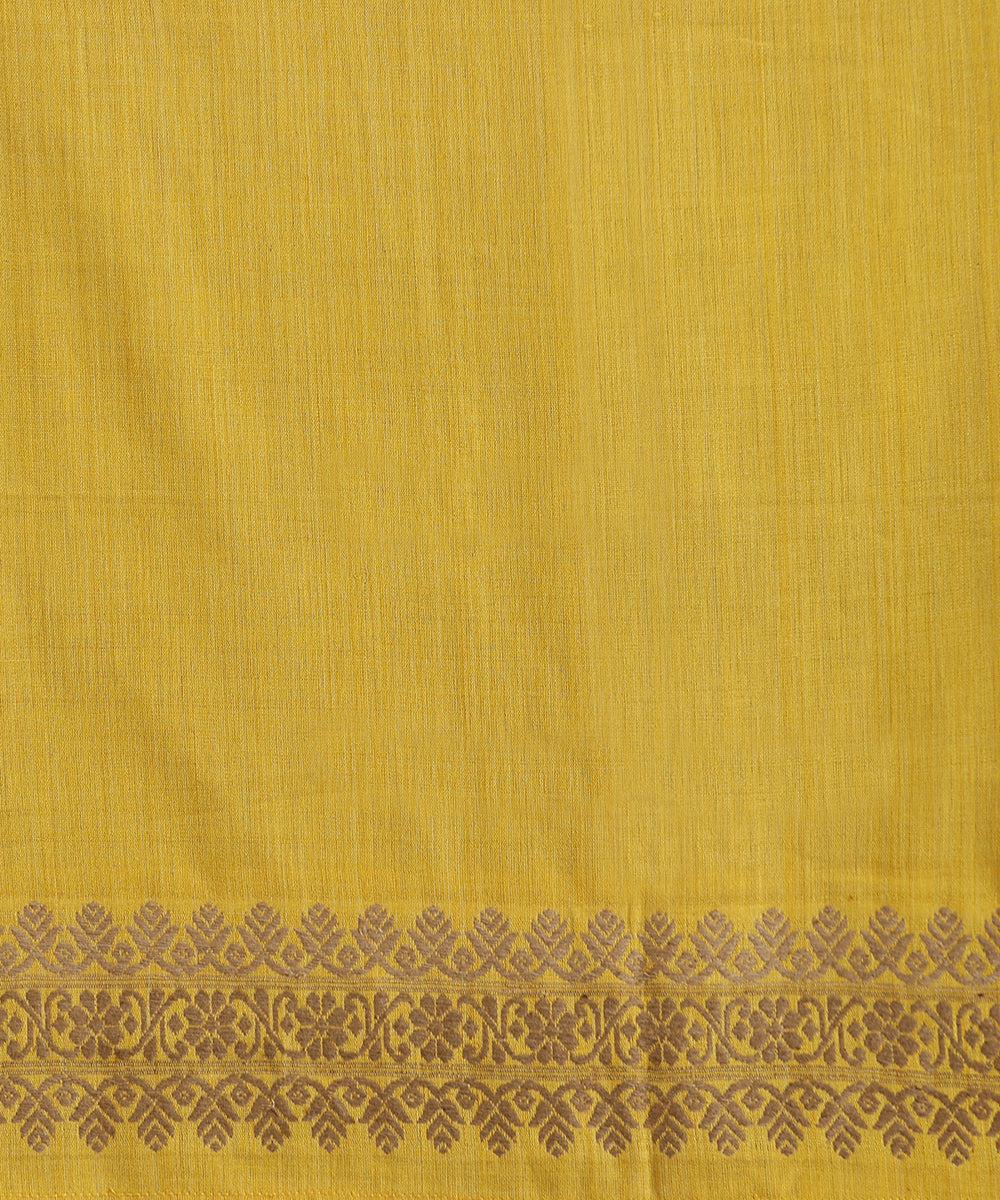 Yellow_Handloom_Pure_Eri_Silk_Turmeric_Dye_Saree_With_Red_Selvedge_WeaverStory_06