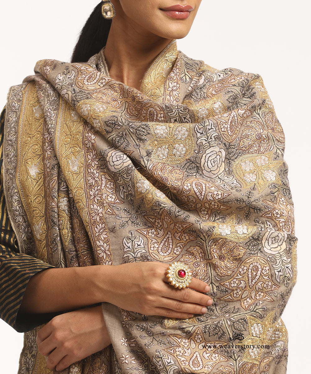 Toosh Color Handwoven Pure Pashmina Shawl Rose And Chinaar Leaf Sozni Kari And Tilla Work
