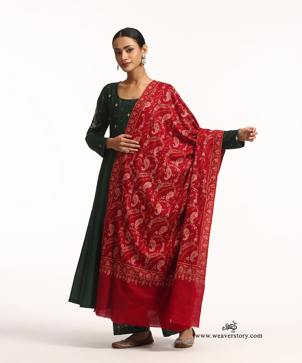 Handwoven Red Pure Pashmina Shawl With All Over Sozni Kari Jaal