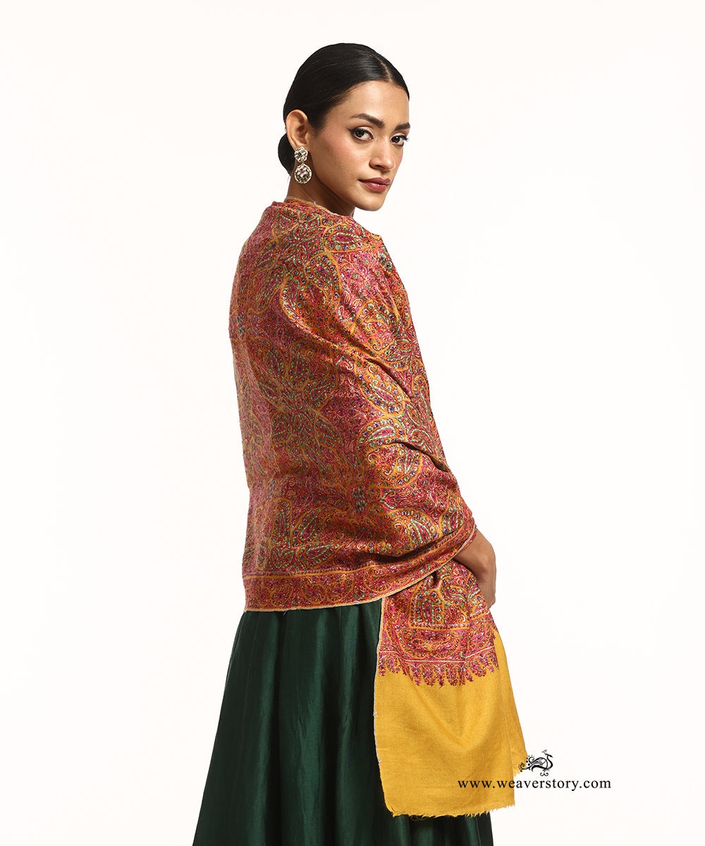 Handwoven Mustard Pure Pashmina Shawl With Soznikari