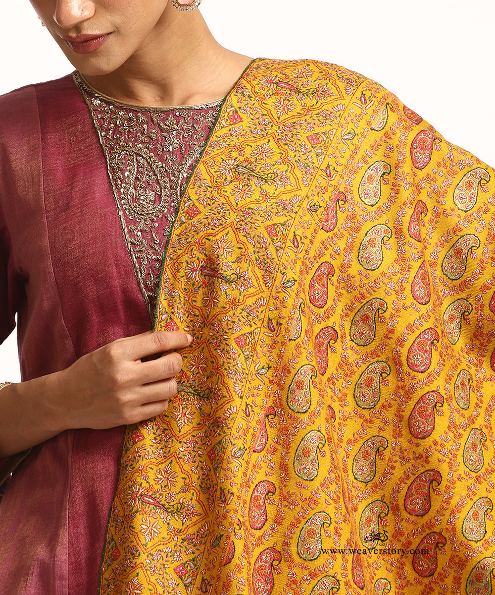 Handwoven Mustard Jamawar Pure Pashmina Shawl With Soznikari Jaal