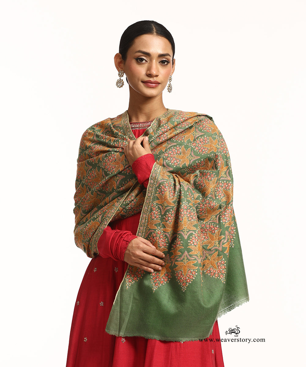 Sage Green Handwoven Pure Pashmina Jamawar Shawl With Sozni Kari