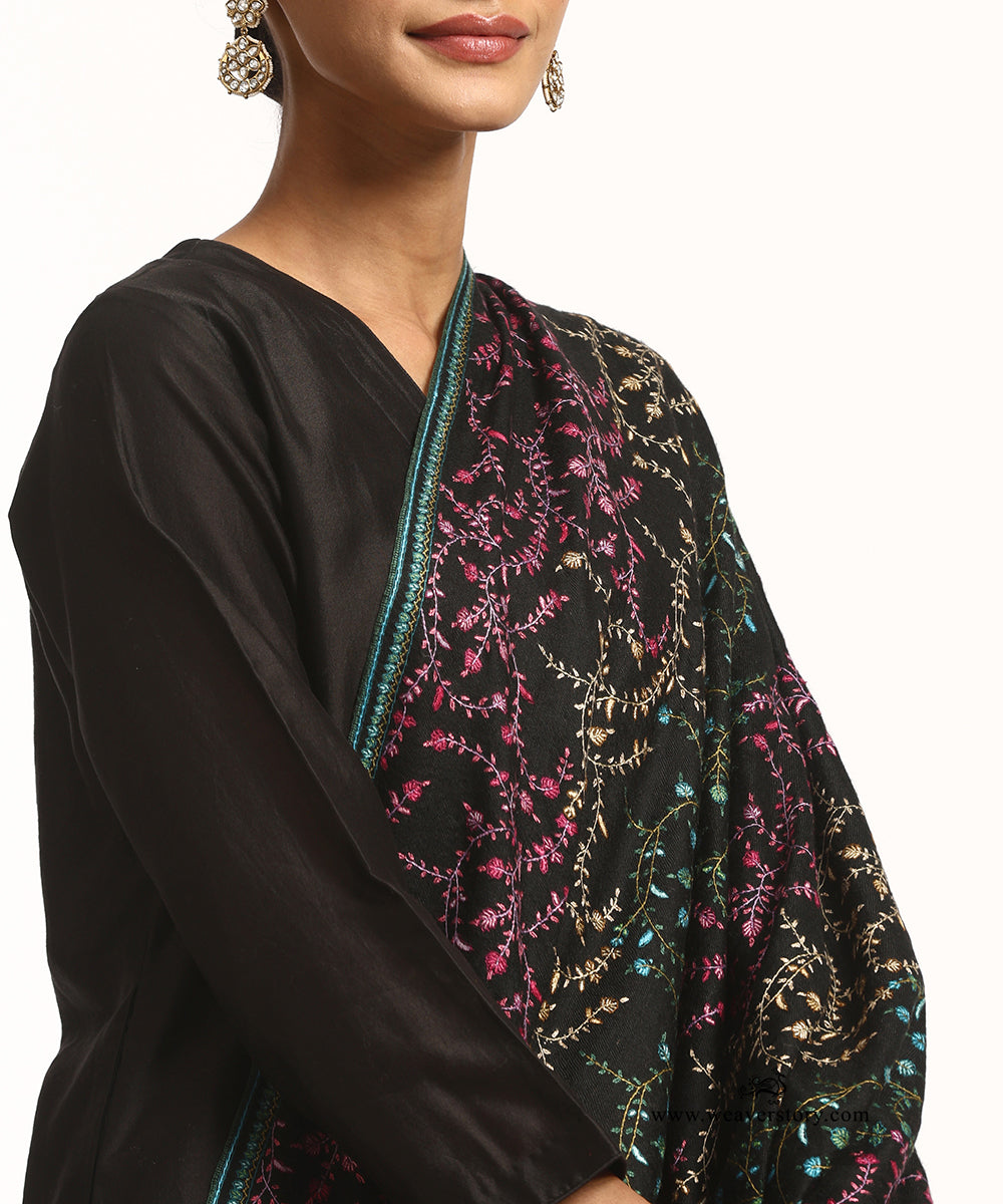 Black Handwoven Pure Pashmina Shawl With Sozni Kari Embroidery