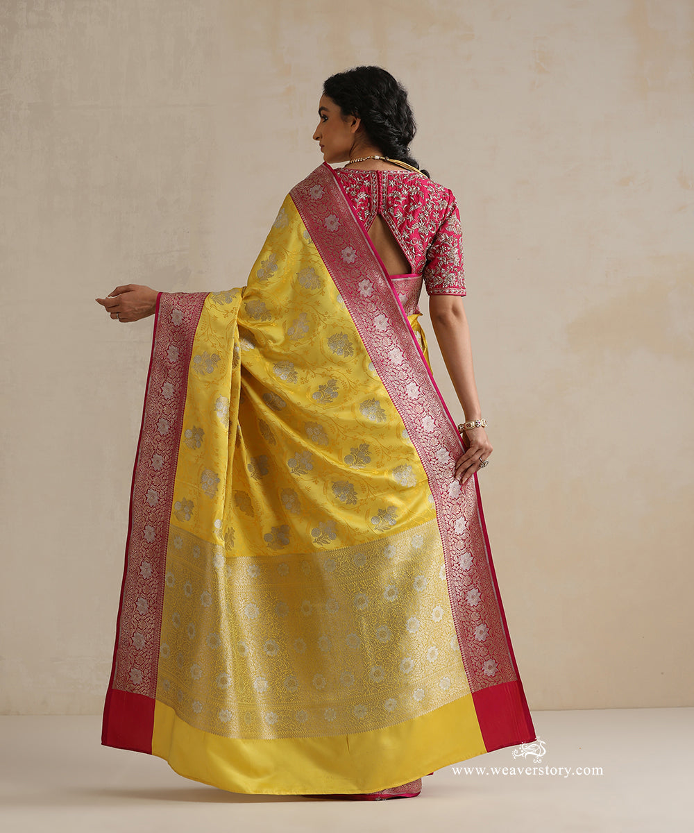 Yellow And Pink Handloom Pure Mashroo Silk Tanchoi Banarasi Saree
