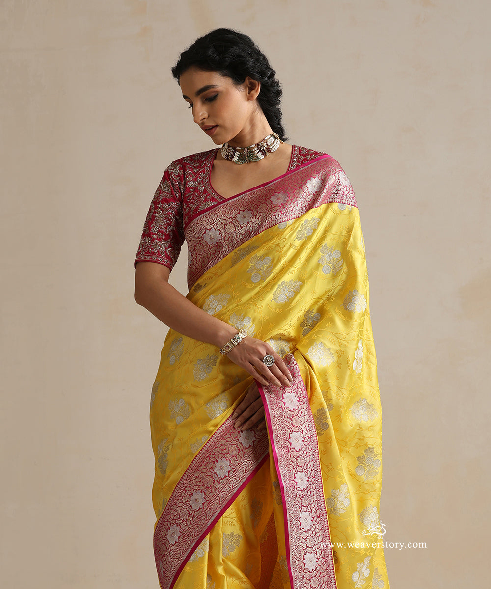 Yellow And Pink Handloom Pure Mashroo Silk Tanchoi Banarasi Saree