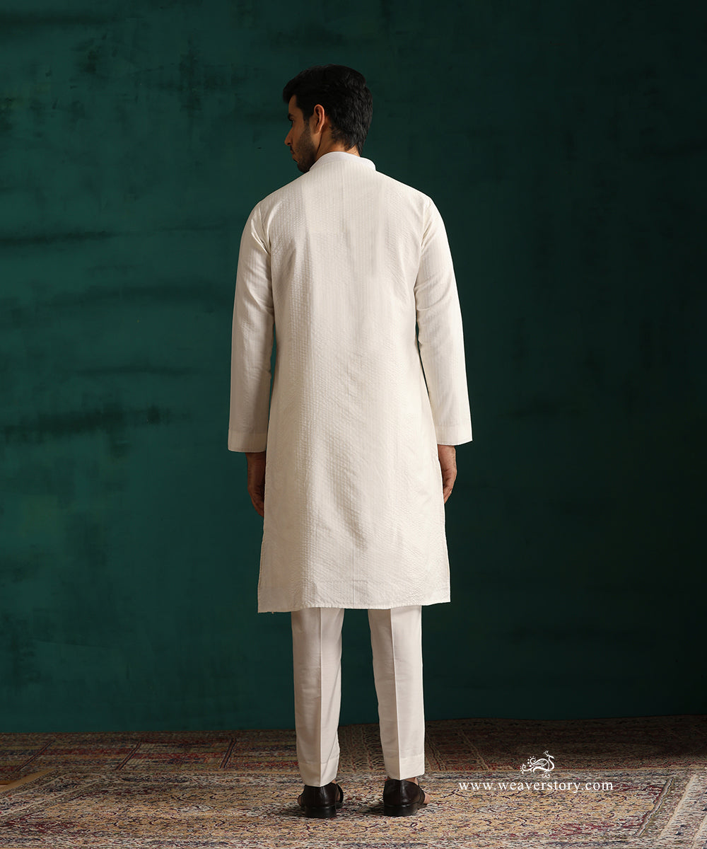 White Handloom Cotton Silk Kurta With Pintuck Detailing With Pant