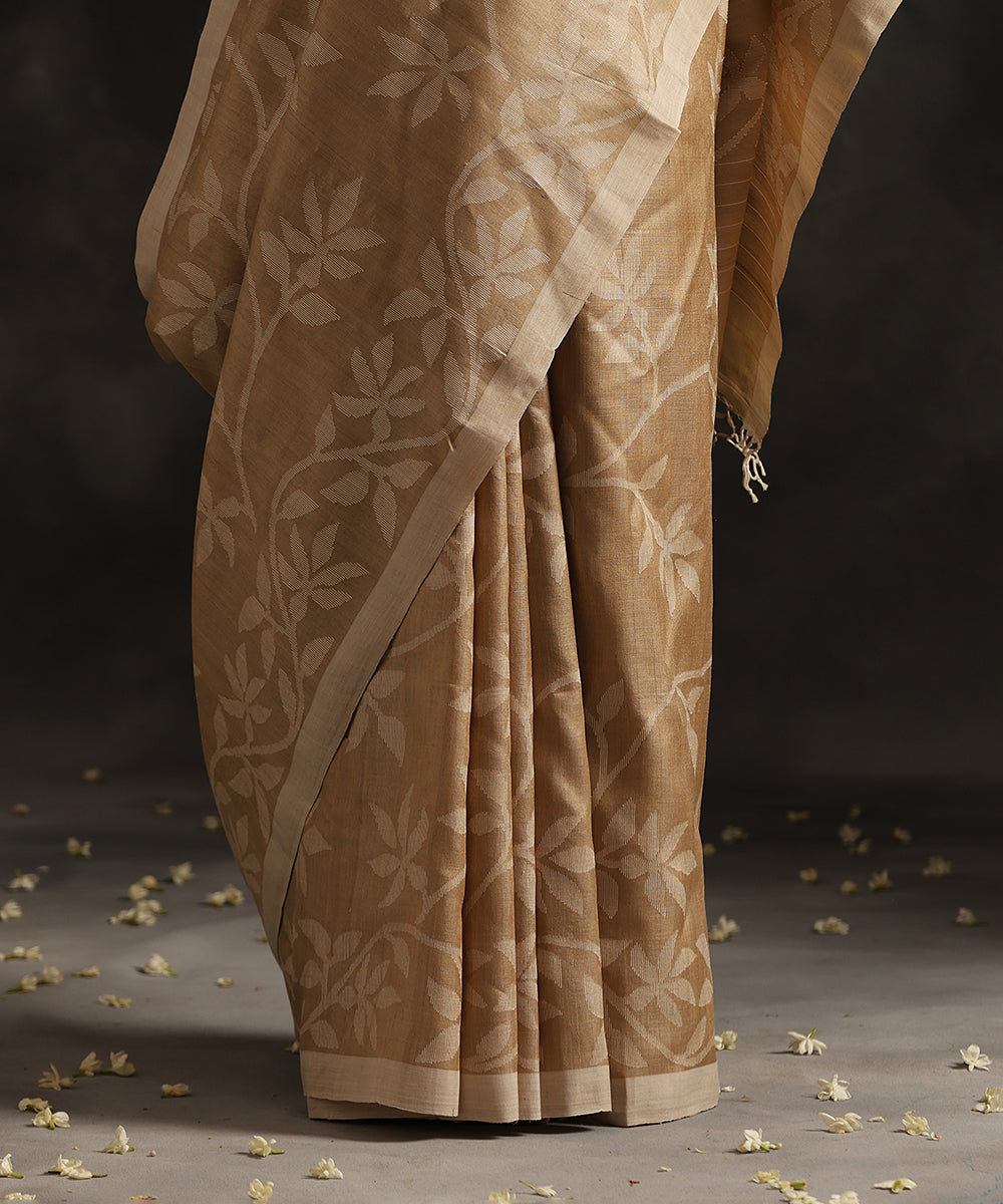 Beige Handloom Pure Tussar Dhakai Jamdani Saree With Offwhite Floral Bel Border