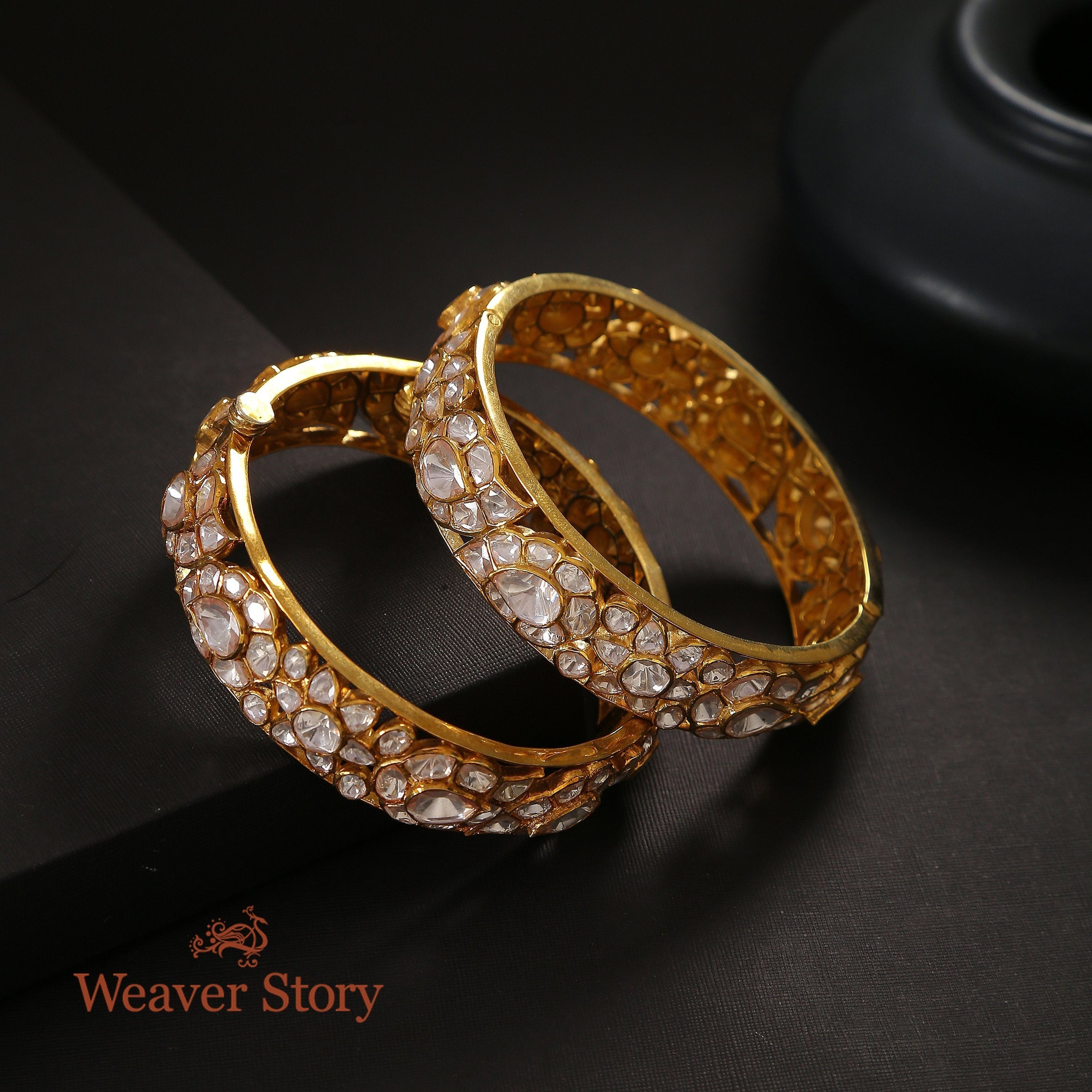 Ambika_Bangle_with_Moissanite_Polki_Crafted_in_Pure_Silver_WeaverStory_01