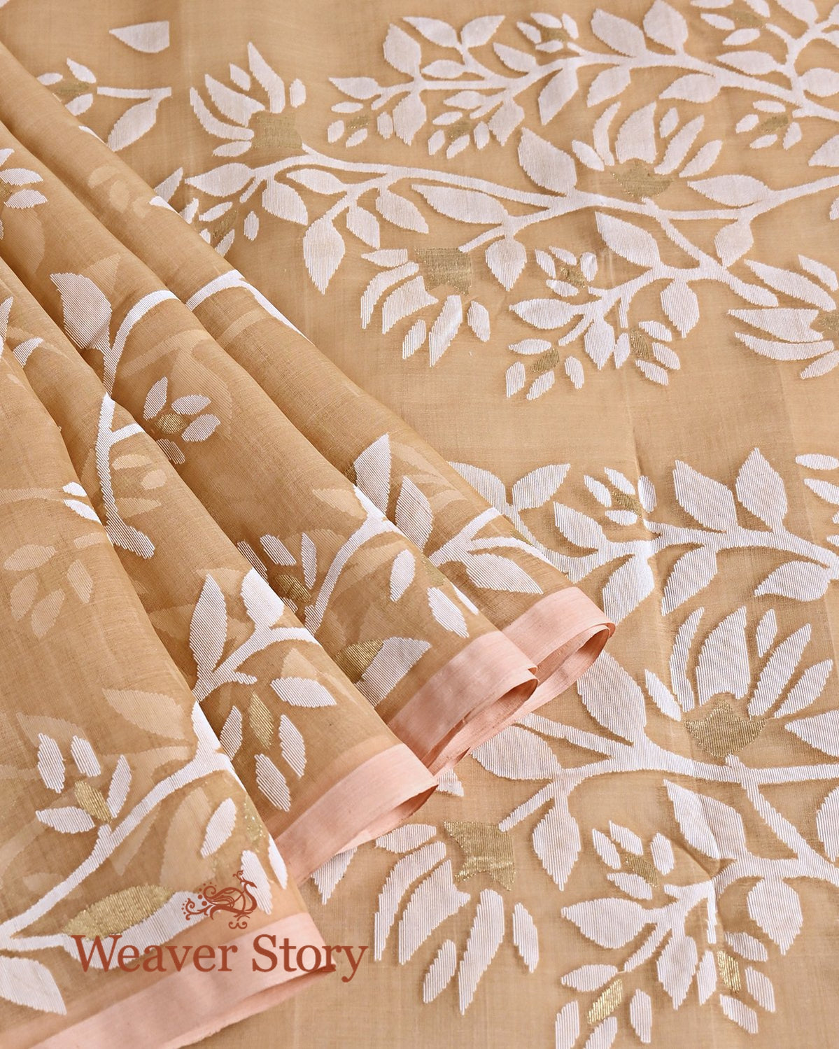 Handwoven_Beige_Silk_Muslin_Jamdani_Saree_with_White_Floral_Pattern_WeaverStory_01