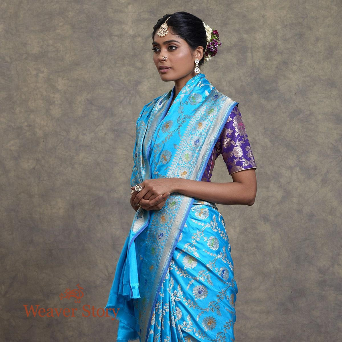 Handwoven_Blue_Meenakari_Jangla_Saree_WeaverStory_01
