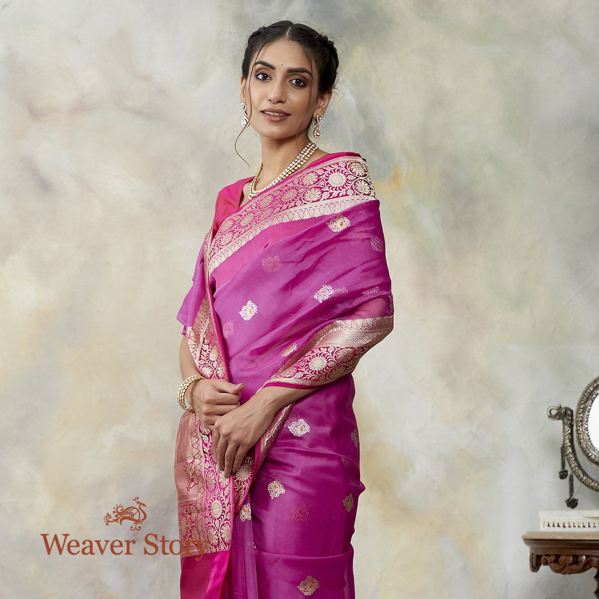 Handwoven_Kora_Banarasi_Saree_with_kadhwa_Booti_WeaverStory_01