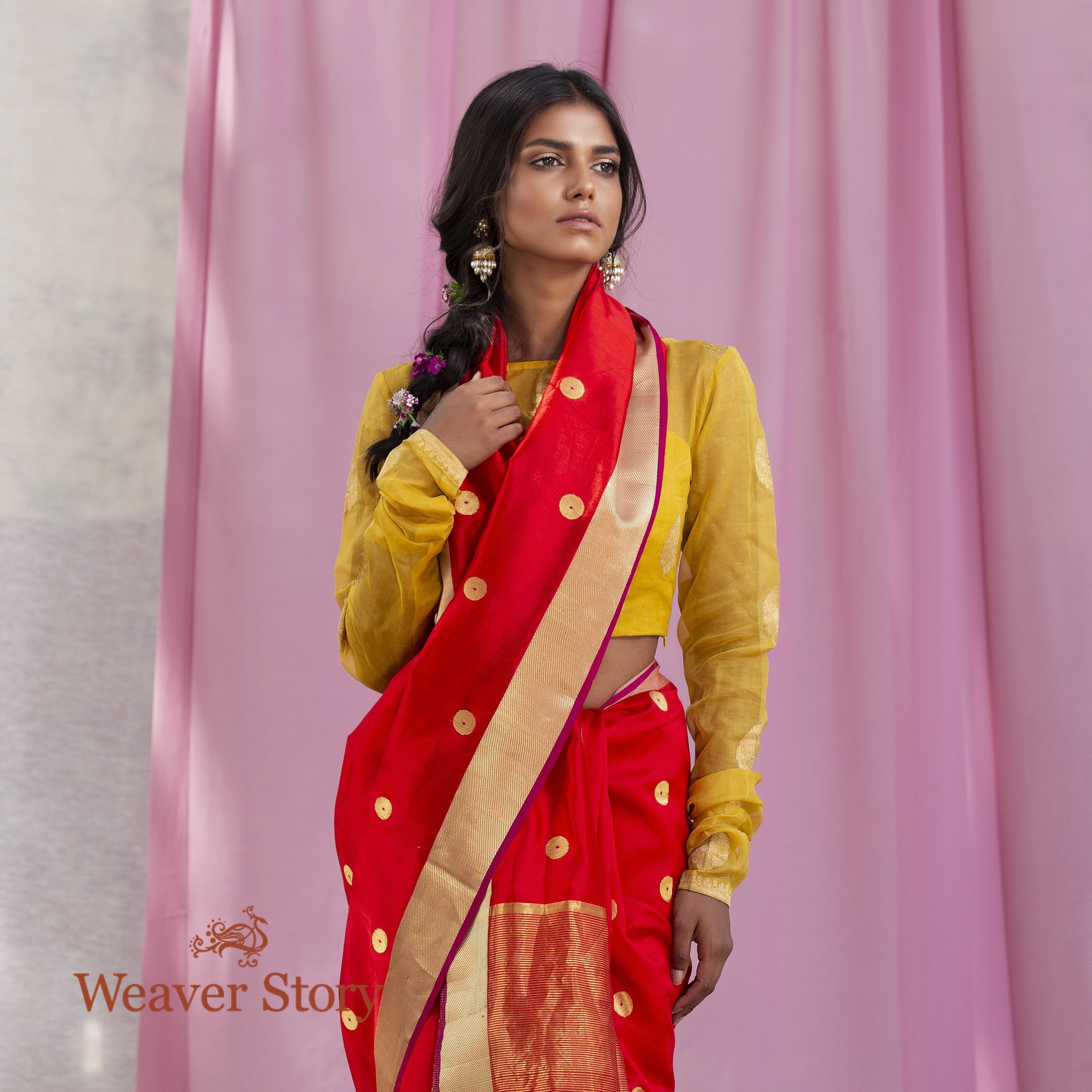 Handwoven_Red_Asharfi_Booti_Chanderi_Silk_Saree_WeaverStory_01