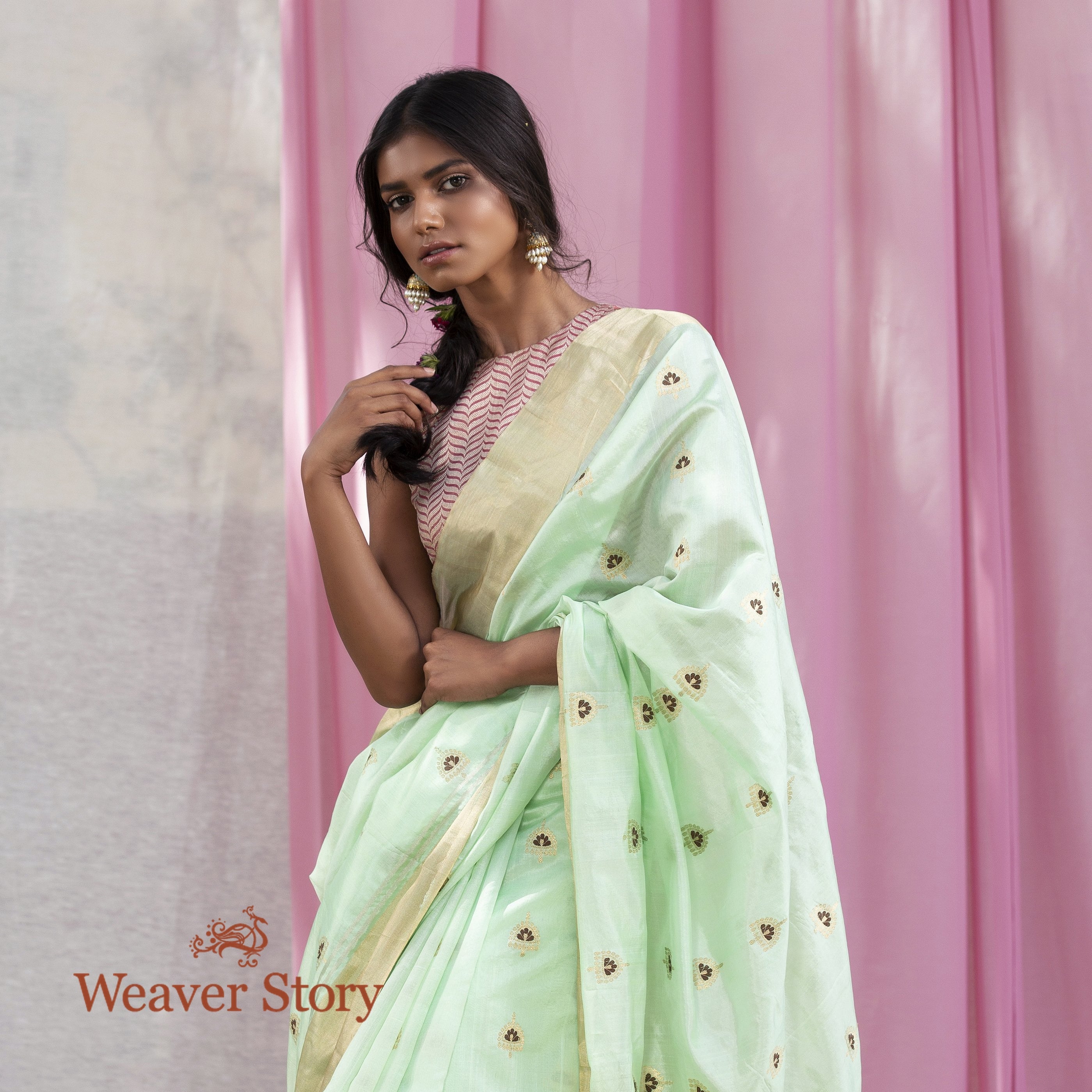 Handwoven_Sea_Green_Meenakari_Booti_Saree_WeaverStory_01