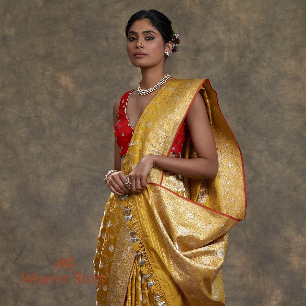 Handwoven_Yellow_Sona_Rupa_Kadhwa_Jangla_WeaverStory_01