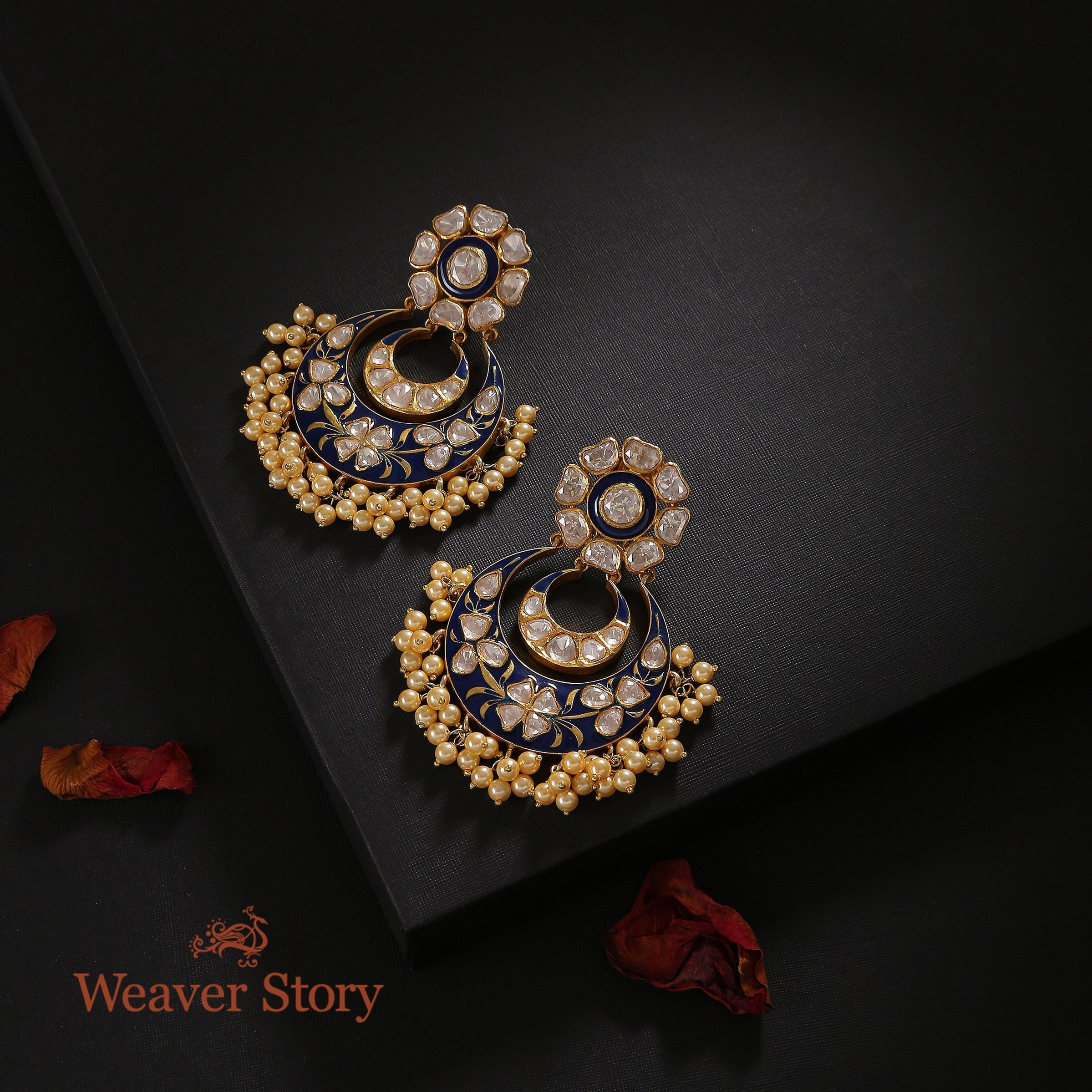 Neeli_Chaandbala_with_Moissanite_Polki_Hand_Crafted_in_Pure_Silver_WeaverStory_01