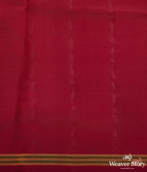 Pure_silk_Gujarat_Patola_saree_in_green_and_red_traditional_design_WeaverStory_05