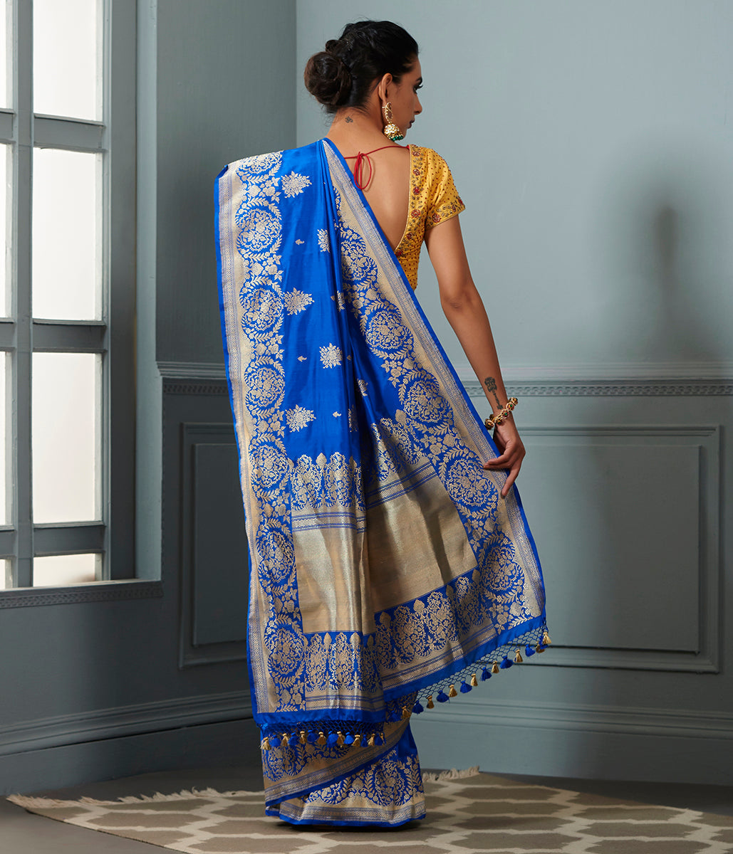 Royal_Blue_Floral_Border_Saree_with_Kadhwa_Booti_WeaverStory_03