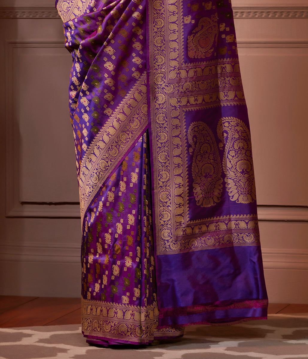 Banaras_Baluchari_saree_in_purple_with_kalka_on_pallu_and_kairi_booti_on_pallu_WeaverStory_04