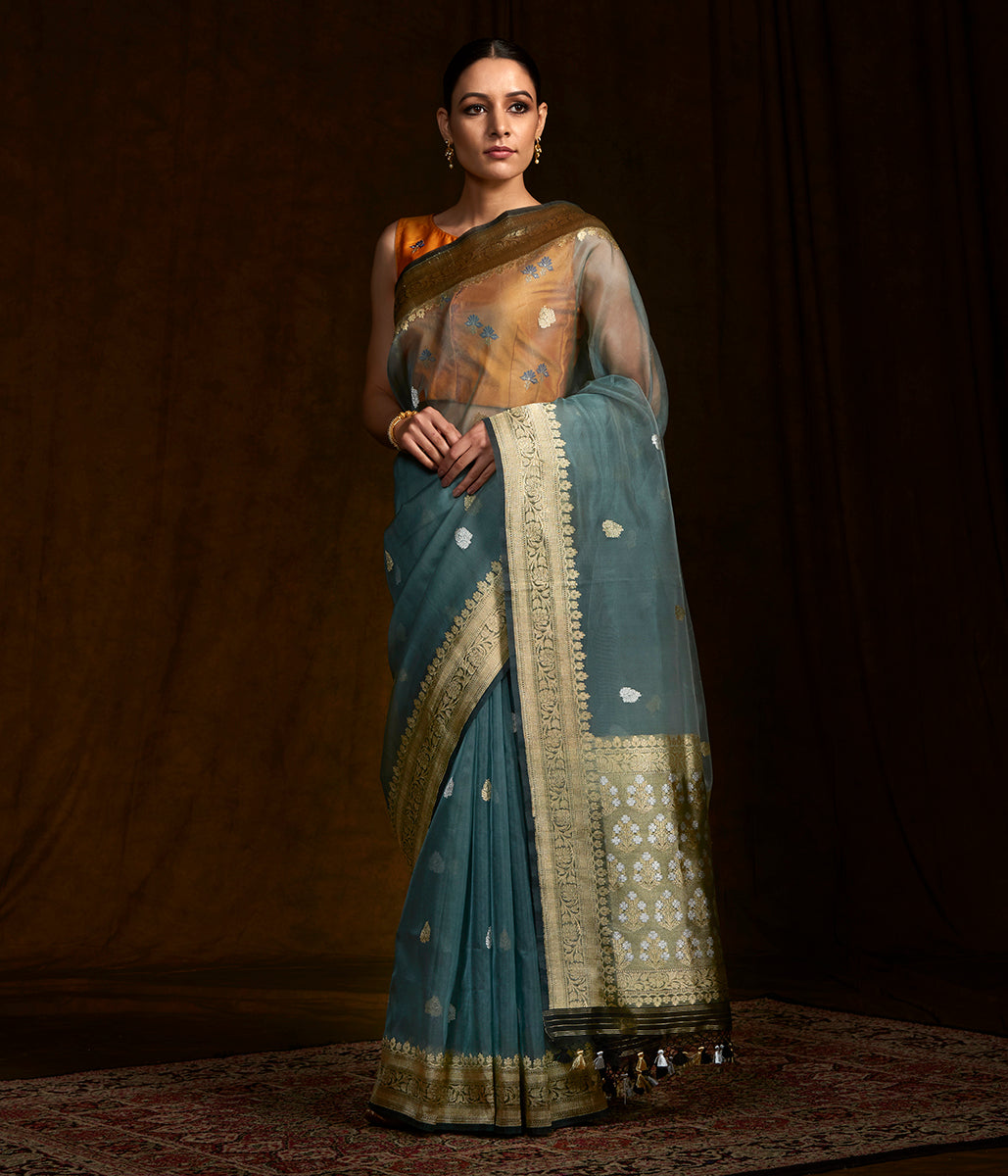 Grey_Kora_Silk_Banarasi_Handloom_Saree_with_Kadhwa_Border_and_Pallu_WeaverStory_02