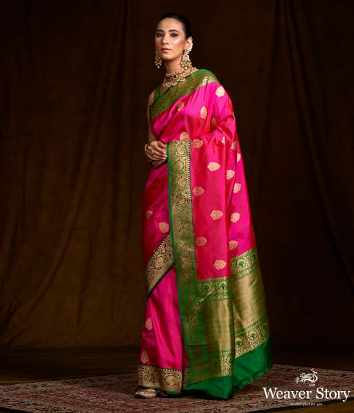 Majenta_and_Green_Contrast_Border_Banarasi_Saree_with_kadhwa_Booti_WeaverStory_02