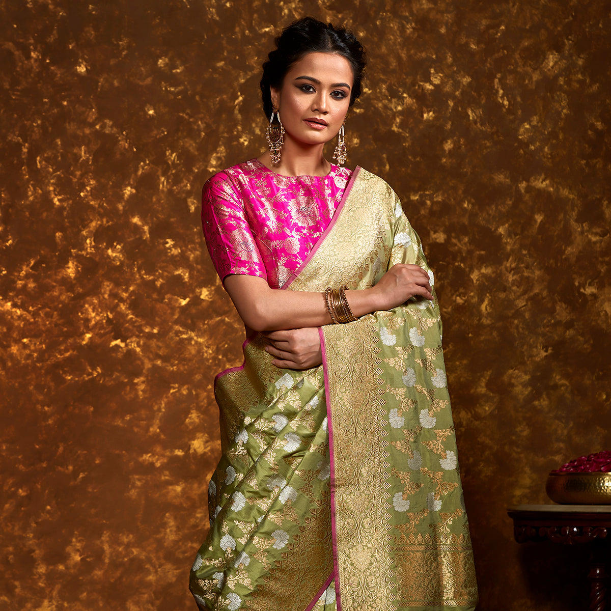 Pistachio_Green_Sona_Rupa_Banarasi_Jangla_WeaverStory_01