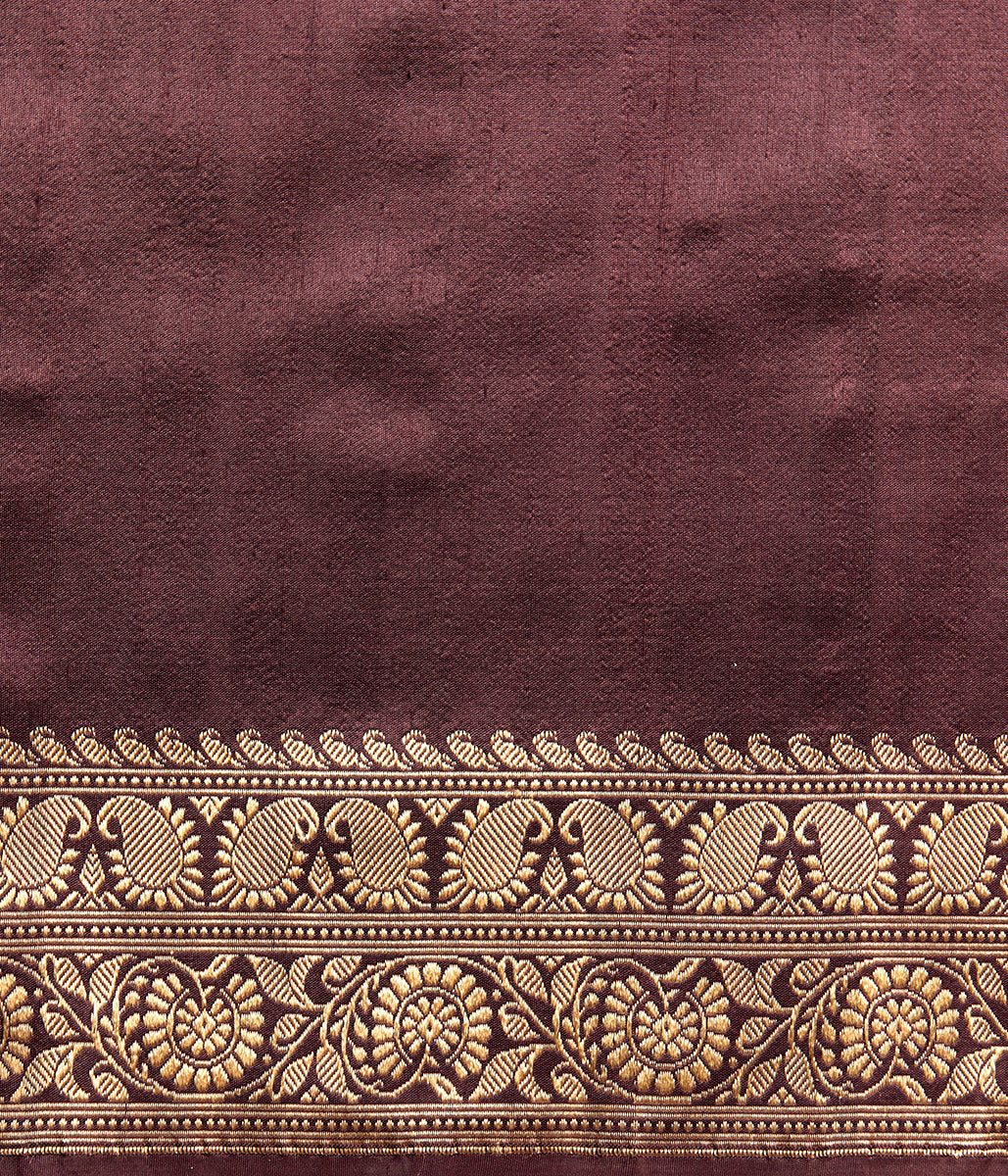 Handwoven_Banaras_Baluchari_in_Brown_with_Kairi_and_Koniya_WeaverStory_05
