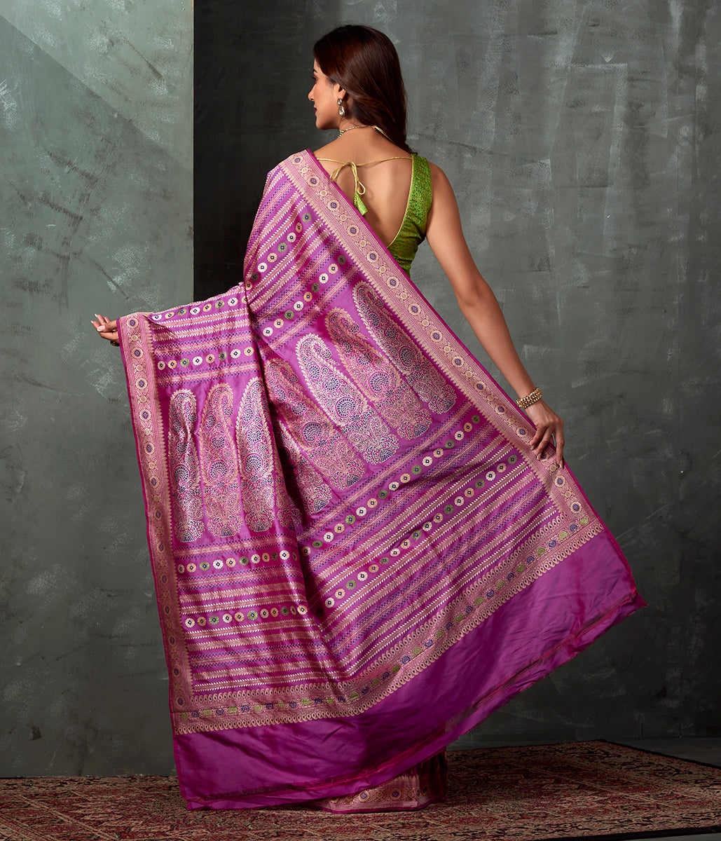 Handwoven_Banaras_Baluchari_in_Mauve_with_Small_Floral_Booti_and_Kalka_Pallu_WeaverStory_03