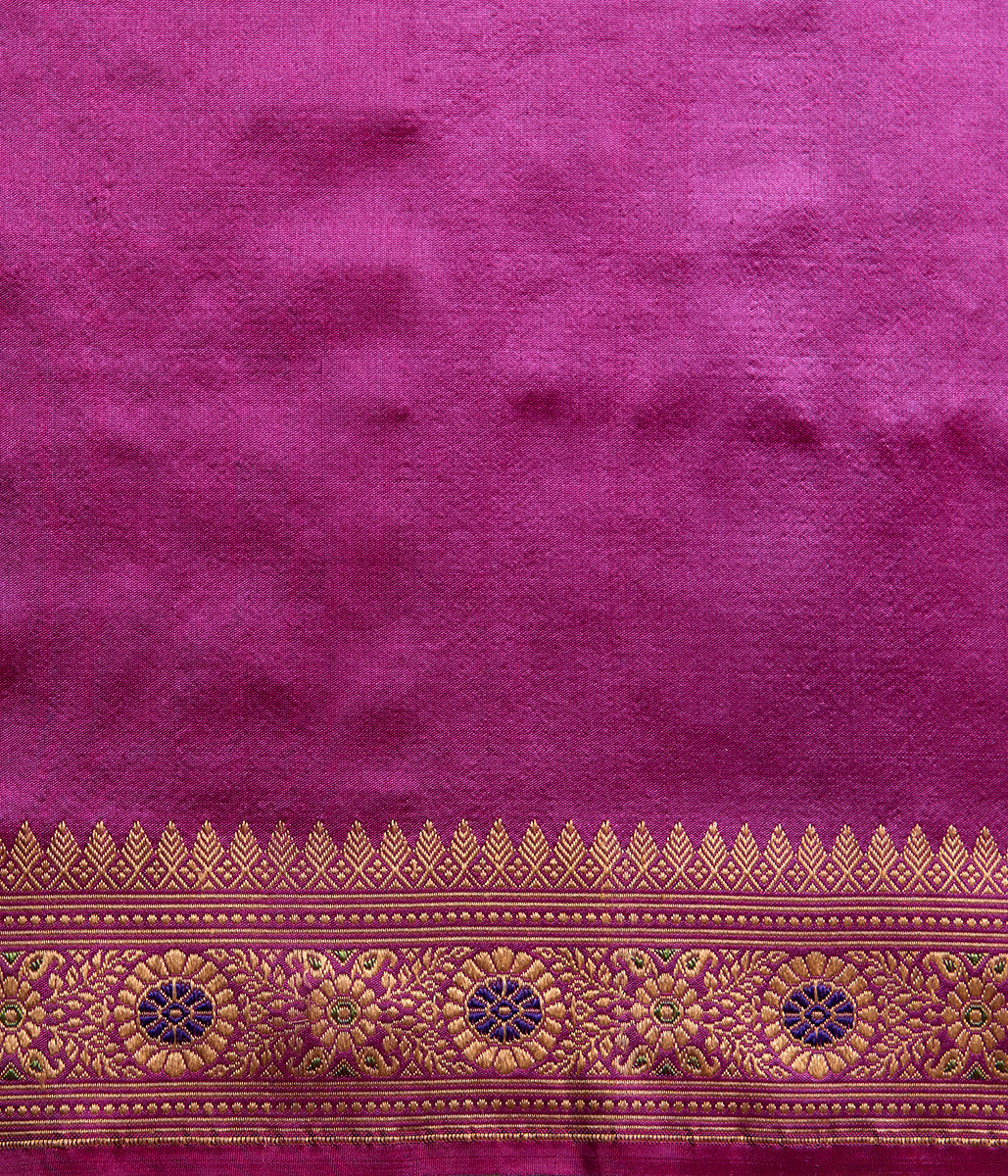 Handwoven_Banaras_Baluchari_in_Mauve_with_Small_Floral_Booti_and_Kalka_Pallu_WeaverStory_05