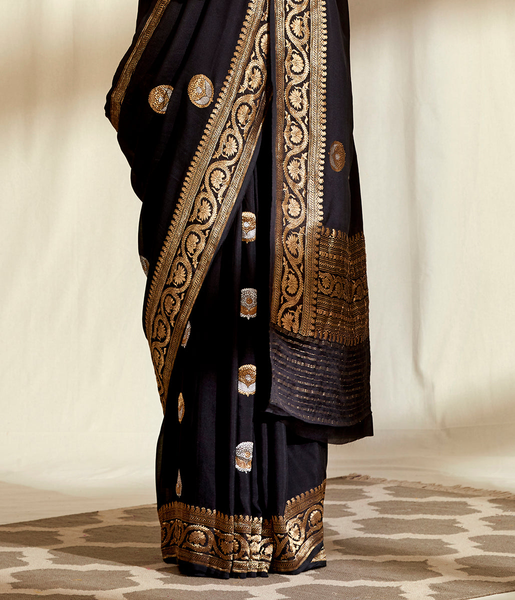 Black_Pure_Georgette_Banarasi_Saree_with_Gold_and_Silver_Zari_Booti_WeaverStory_04